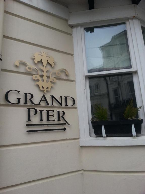 برايتون Grand Pier Guest House المظهر الخارجي الصورة